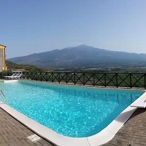 https://agriturismo-valle-delletna.sicilyhotelsitaly.net